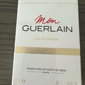 Guerlain Mon Eau de Parfum 50ml - White and Gold